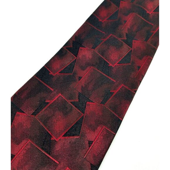 Murano Mens Tie Italia Silk Tie Red Black Geometric Design 58" Long Made in USA - Picture 2 of 6